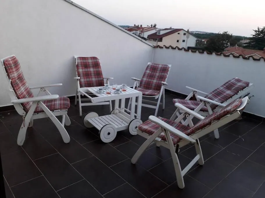 Villa House Divna Valbandon Ferienhaus