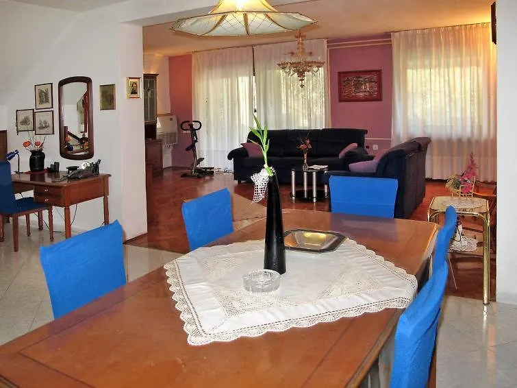 Ferienhaus Villa House Divna Valbandon